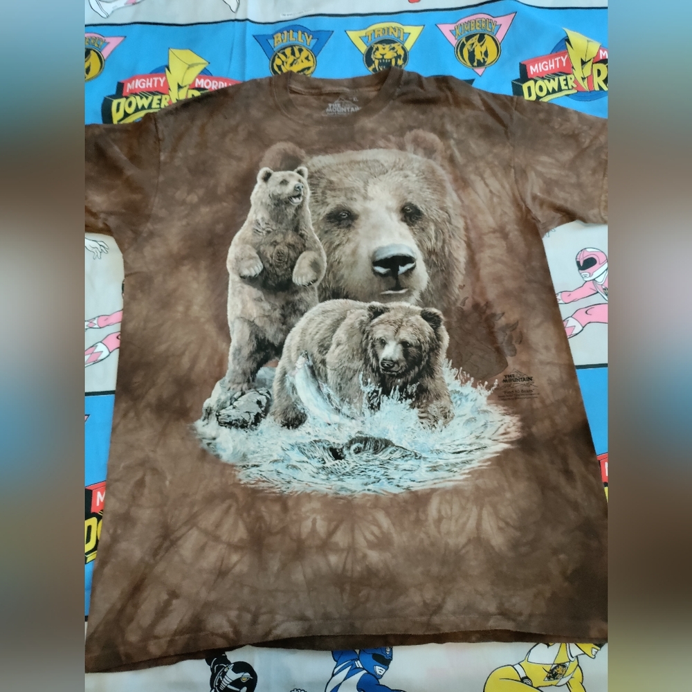 Grizzly bear 2016 the mountain nature size XL t-shirt